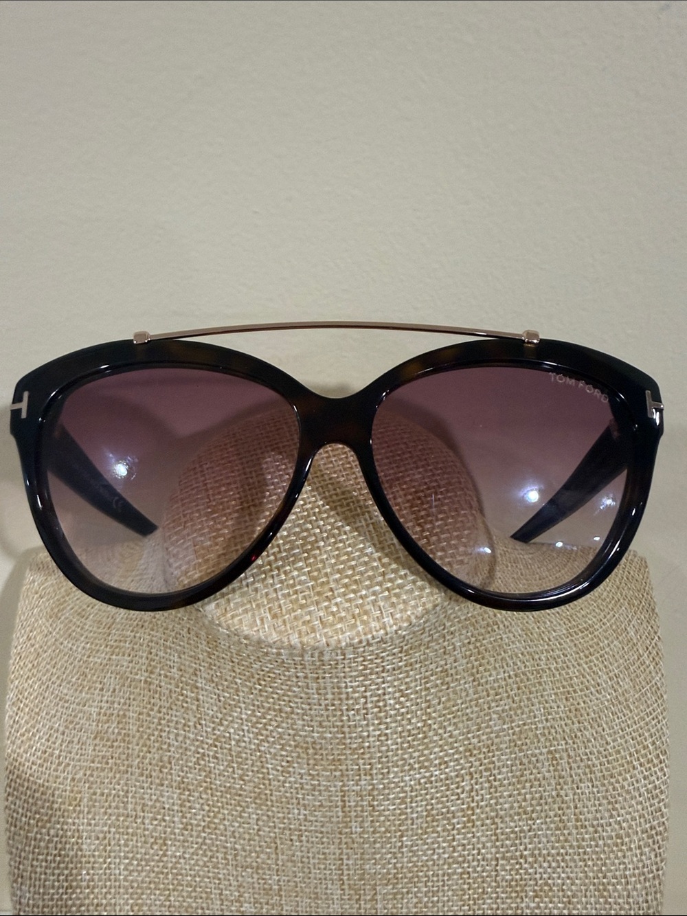 Authentic Tom Ford Tortoiseshell Cat-Eye Sunglasses - Gradient Lenses Unisex